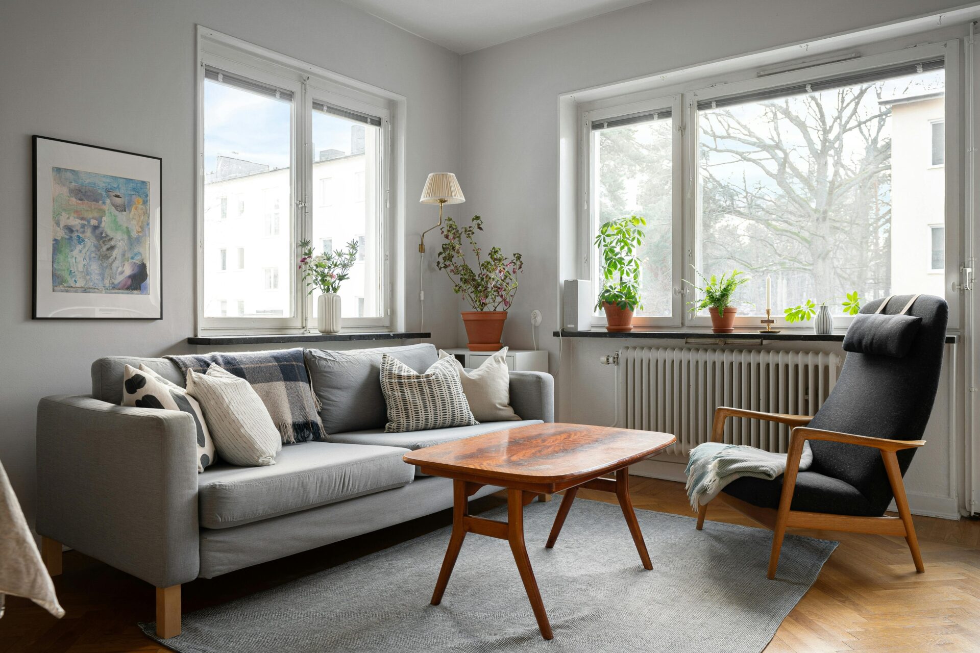 Bright modern apartment living room in a Brighton BN2 rental property under selective licensing regulations