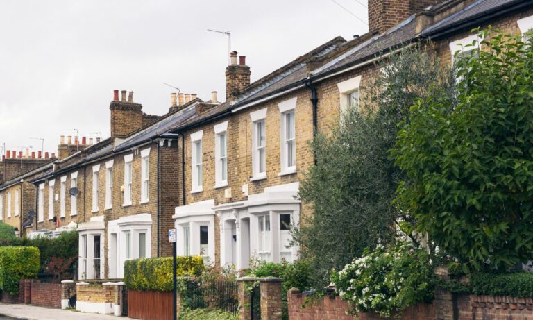 Row of traditional terraced homes representing King Edward VI catchment house prices and family buyer demand in Bury St Edmunds.